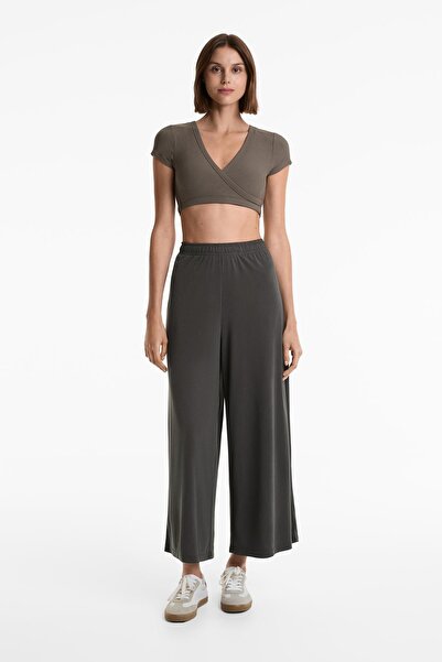 Oysho Wide-leg floaty crop trousers with modal