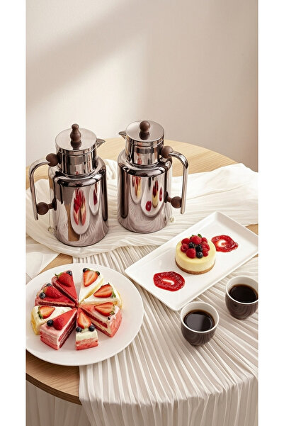 Generic Luxury silver thermos set – modern design and perfect thermal insulation, 1 liter capacity