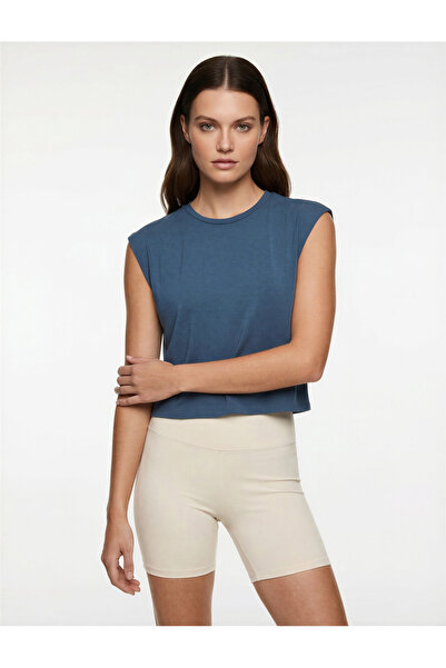 Koton تي شيرت رياضي مريح بأكمام قصيرة ورقبة دائرية