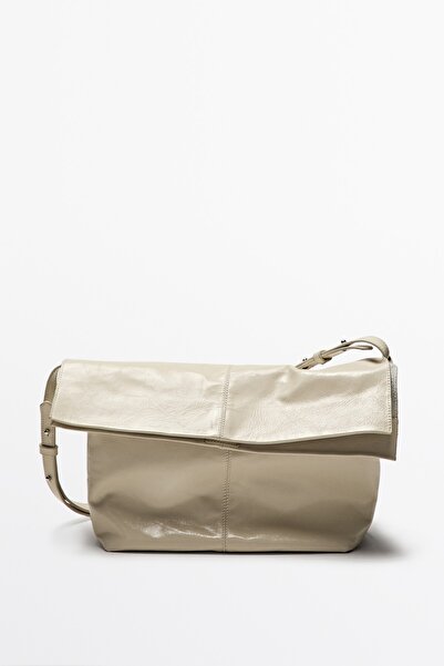 Massimo Dutti Çatlak görünümlü napa deri kapaklı çanta