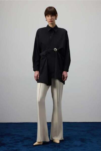 Touche Pileli Asimetrik Poplin Gömlek Siyah