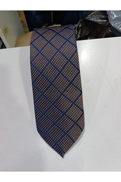 couis Tie