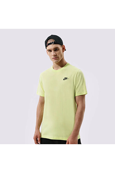Nike Sportswear Club Men's Green T-Shirt