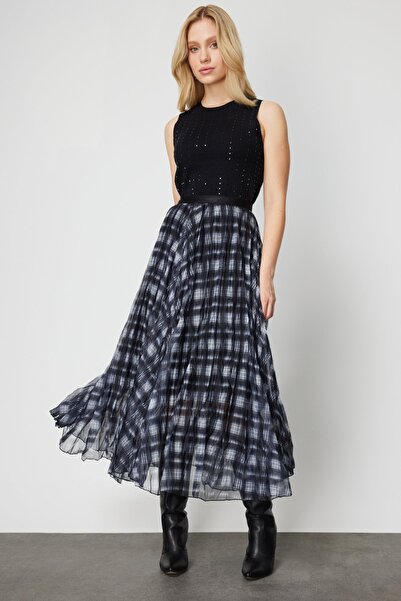 ON Plaid Pleated Maxi Skirt