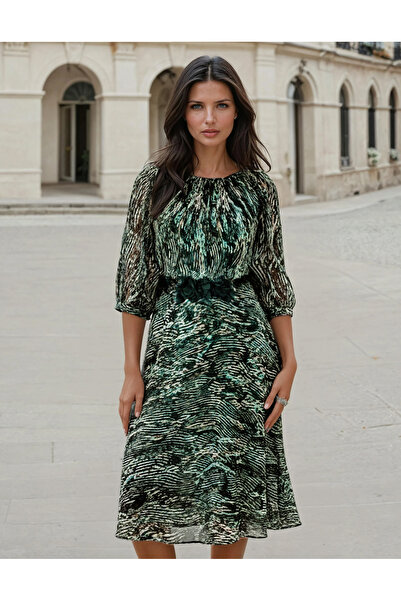 Vessmary VSM1025 Day Dress in Printed Voile — Black and Green