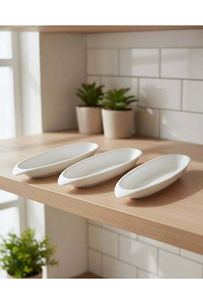 REDTAG White Porcelain Oval Plate (3 Piece Set)