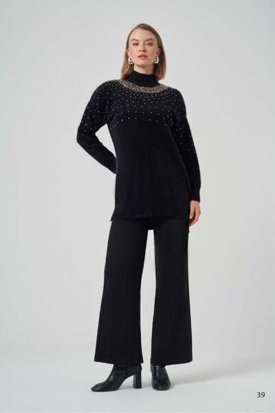 Nuss Tunica din angora cu broderie florală cu gâtul în formă de O