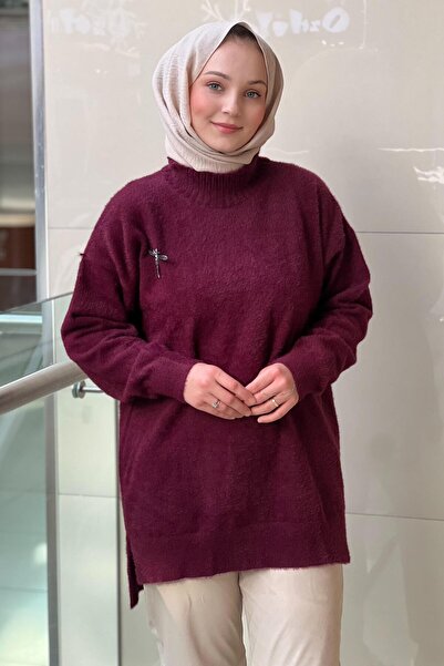 Nuss Angora Tunic with a Crew Neck, Short in the Front and Long in the Back