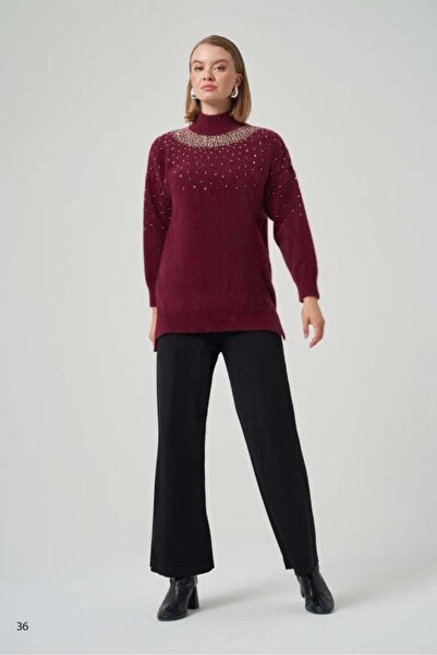 Nuss O-Neck Sprinkled Bead Embroidered Angora Tunic