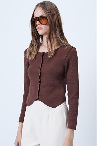 Trend Alaçatı Stili Kadın Kahverengi Bisiklet Yaka Önü Düğmeli Triko Bluz ALC...