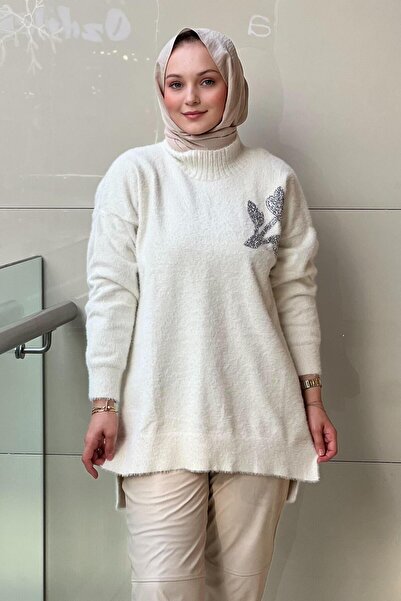 Nuss Zero Neckline Tulip Stone Embroidered Angora Tunic