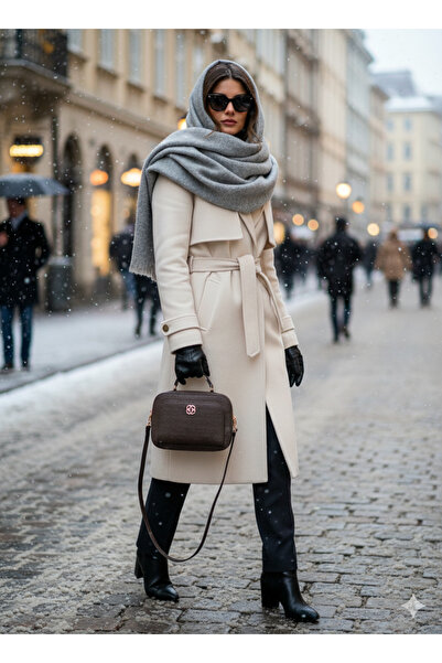 FABRİCA WEAR Women's Stylish Bag with Embossed Lettering, Phone Compartment, and Shoulder Strap