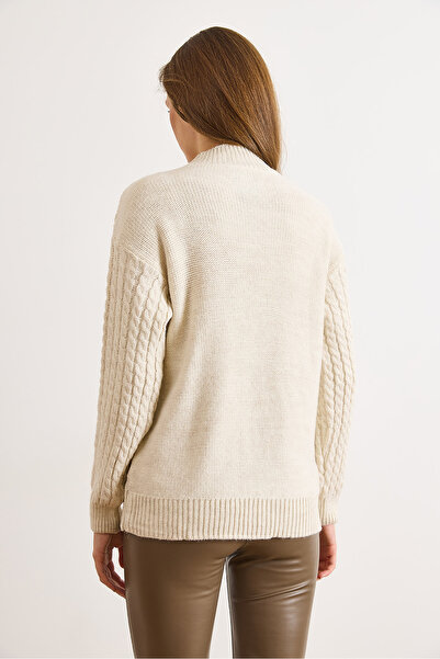 Olalook Women's Ecru Mock Neck Braided Hair Oversized Knitwear Sweater Kzk-19001082