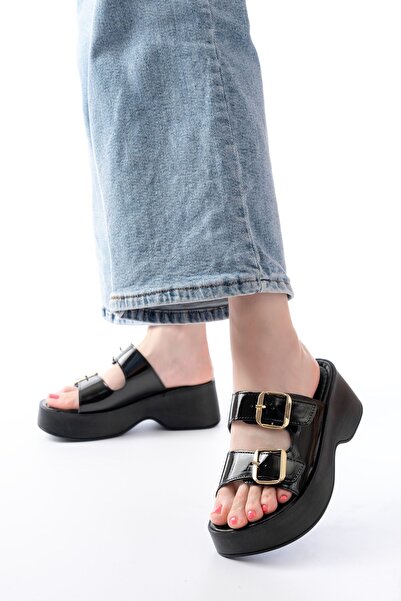 Budi 24414-574 Black Patent Leather Daily Buckle Wedge Heel Women's Slippers