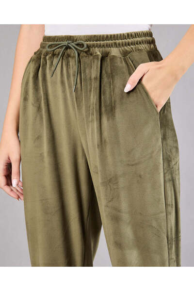 REDTAG Women Green Plain Jogger Pants