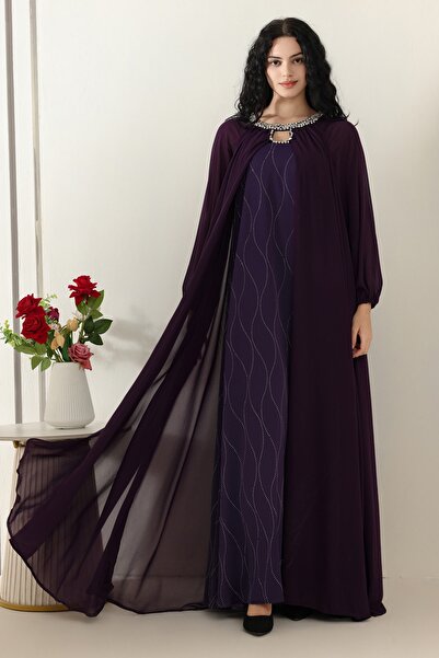 berlanty Elegant two-piece jalabiya with embroidery around the neckline