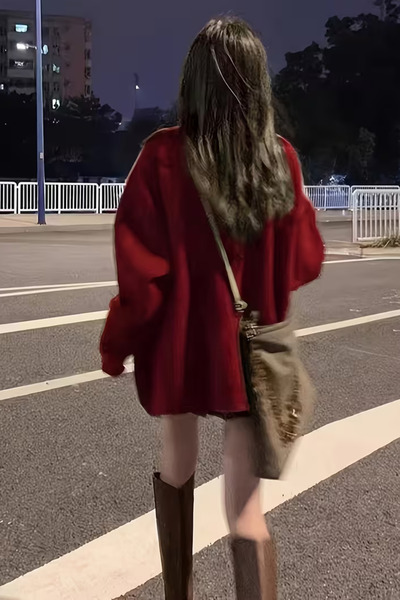 Tarz Cool Women's Oversized Pocket Buttoned V-Neck Knitwear Cardigan