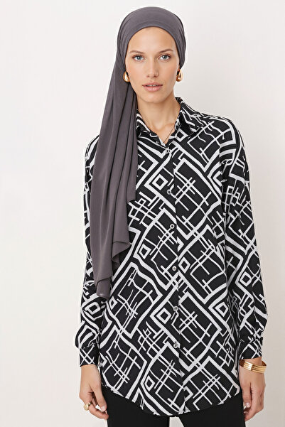 armonika Women's Black Square Pattern Oversized Long Basic Hijab Shirt Arm-26K001074