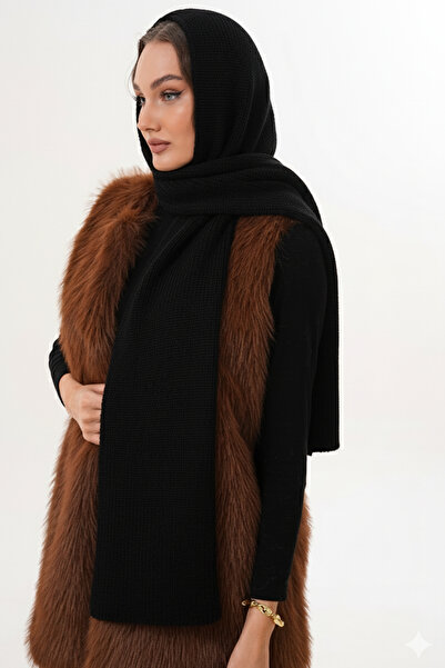 Ritagarcia Knitted Shawl with Hood Detail |   Trendy Hooded Scarf