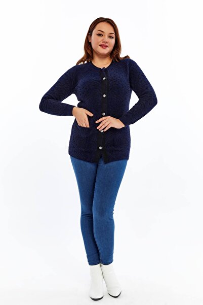 Laden Knitwear Large Size Women's Winter Bearded Soft Mother Cardigan