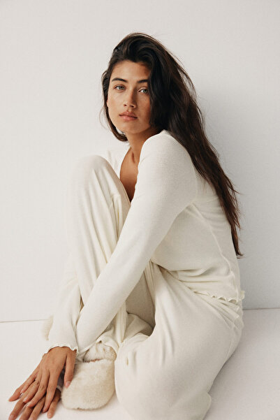 H&M Tüylü Jarse Pijama Takımı