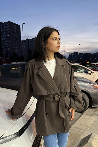 thesunfyre ЖІНОЧИЙ Оверсайз-пальто з ґудзиками, коміром-стійкою та поясом