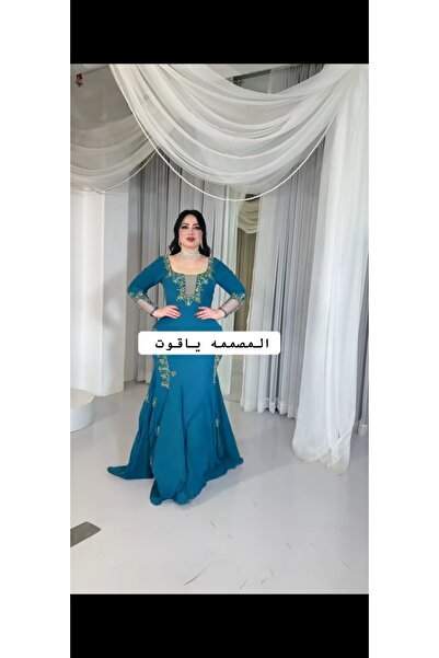 NALA FASHION فستان سهرة طويل مطرز بلون تيل