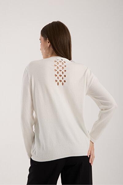 Moda Days Pearl Detailed Crew Neck Knit Blouse
