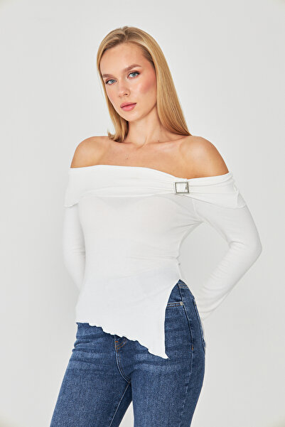 ParlaMira Women's Ecru Madonna Collar Square Buckle Blouse