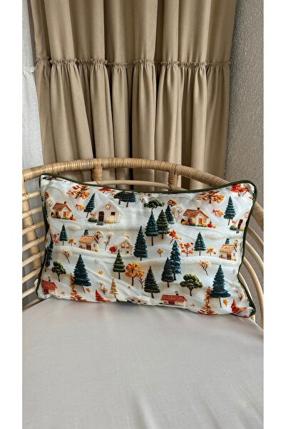 Decamor home 3D Winter Themed White Green Throw Pillow Cover 1 Piece