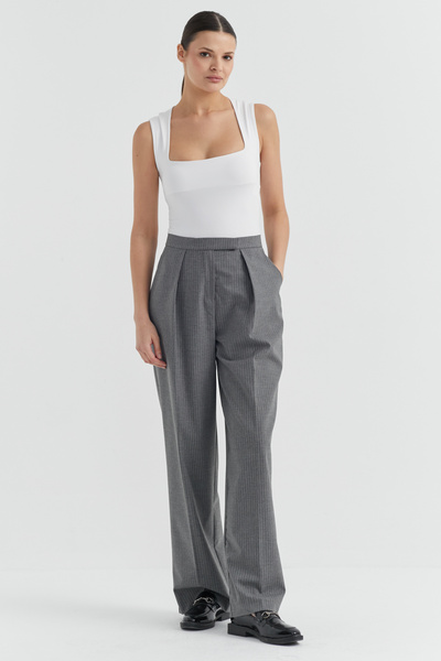 PAULMARK Women's Pleated Detailed Fabric Trousers