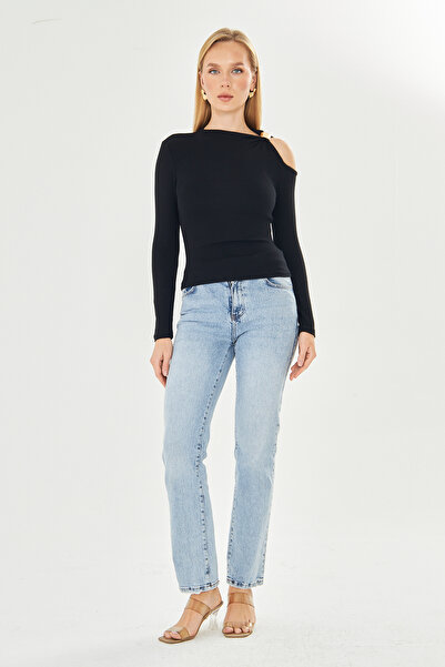 ParlaMira Women's One Shoulder Buckle Detailed Asymmetrical Long Sleeve Blouse