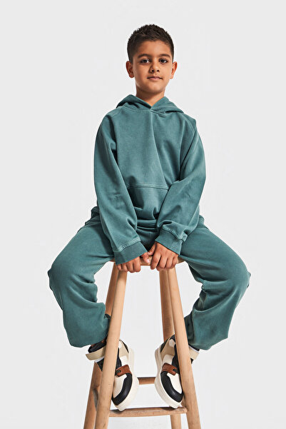 poozkids بغطاء رأس طقم رياضي للأطفال موديل أساسي للجنسين