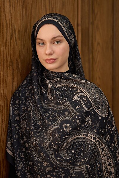 İpekhan Winter Bloom Soft Shawl