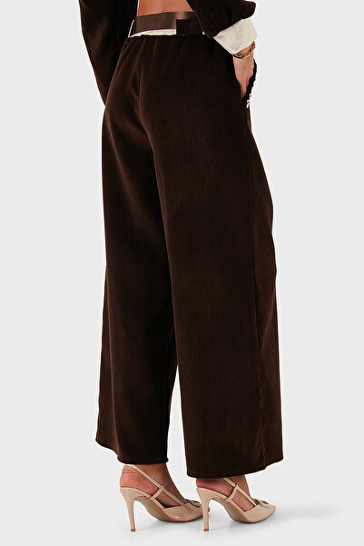 Via Dante φαρδύ μπατζάκι Παντελόνι με λεπτομέρεια τσέπης σε κανονική μέση ΠΑΝΤΕΛΟΝΙ 69143990