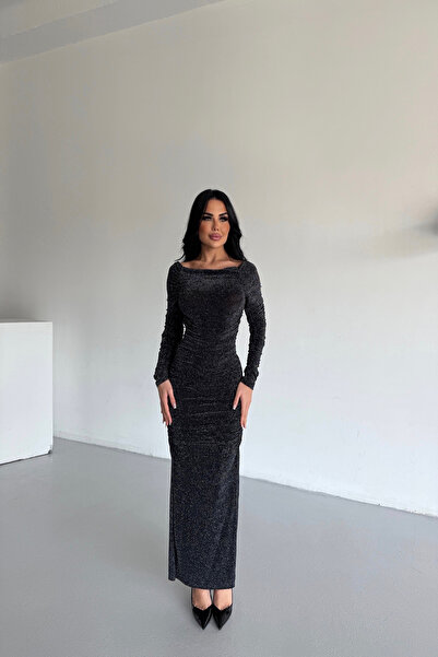 LİLA İSTANBUL Rochie argintie cu design special cu decolteu barcă