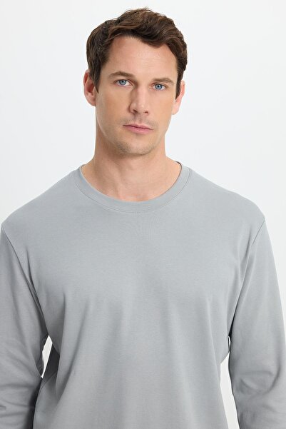 Tudors Unisex relax fit comfortable cut 100% cotton long sleeve crew neck gray basic t-shirt