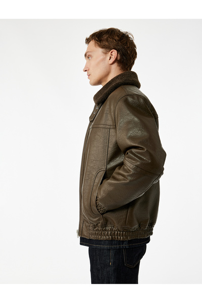 Koton Μακρυμάνικο μπουφάν από συνθετικό δέρμα με φερμουάρ και λεπτομέρεια τσέπης με βελούδινο γιακά