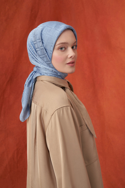 ARMANDA İTALYAN JAKAR GEOMETRİK DESEN EŞARP - KOT MAVİSİ