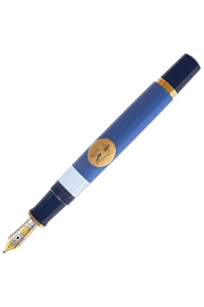 Pelikan Her Majesty Margareta Royal Limited Edition Pen, gold nib and accessories