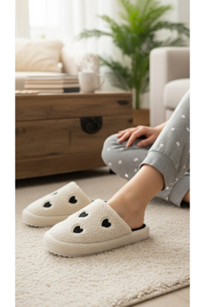 Hızlı Al Love Heart Pattern Embroidery Quiet Sole Winter Slippers. Plush Home Slippers