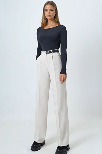 VAGGON Women's Cream Belted Button Closure Double Pocket Palazzo Pants Vs01458