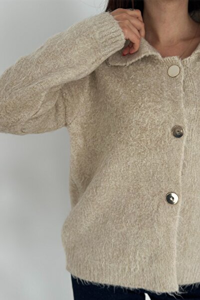 FEMELLE Women's Beige Crumpled Textured Gold Button Cardigan Standard Size