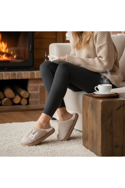 OEM Fluffy, warm and relaxing slippers for women, L707