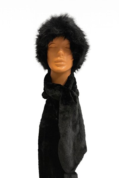 REBBEX Plush Scarf and Beanie Set Two-Piece Set