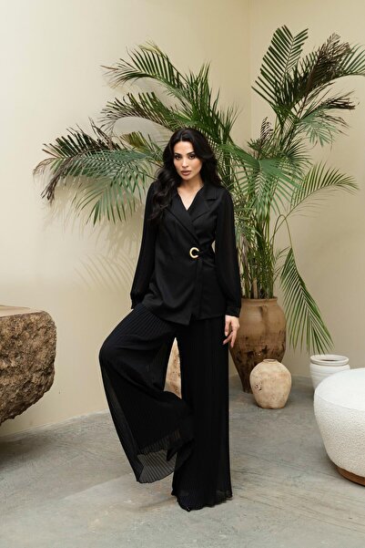 Serica Moda Black Double-Breasted Cut Pleated Chiffon Jacket Pants Set