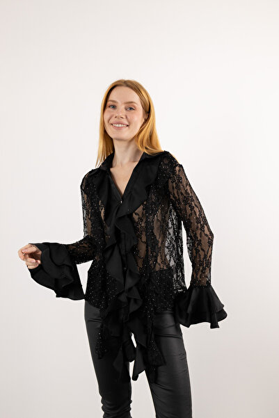 Butik Suat Taş Ve Dantel Detaylı Uzun Kollu Gömlek