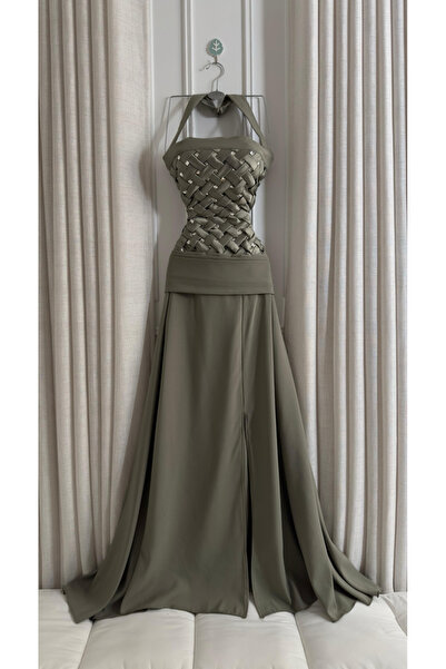 LMAURA A very elegant evening dress
