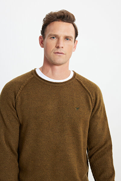 AC&Co / Altınyıldız Classics Khaki Standard Fit Regular Cut Crew Neck Fleece-Lined Soft Textured Knitwear Sweater