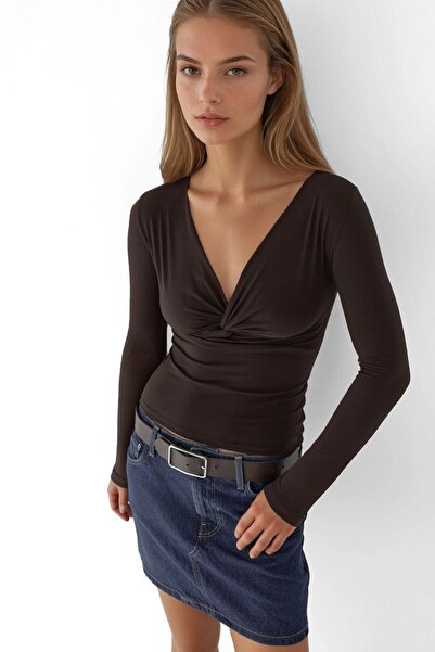 Hiccup Top cu mânecă lungă și decolteu în V, răsucit în față